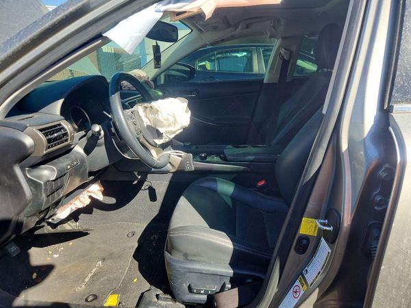 2015 LEXUS IS 250 — DENT