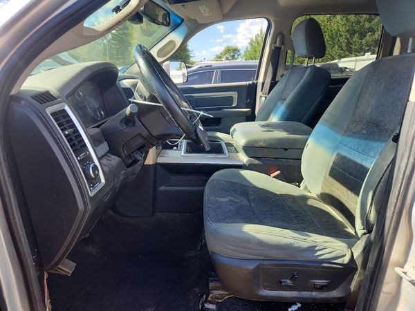 2014 RAM 1500 SLT — DENT