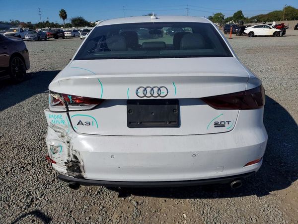 2015 AUDI A3 Premium Plus — DIRR