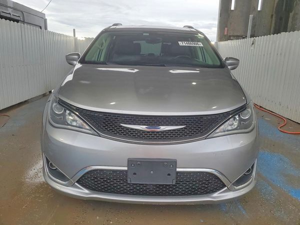 2017 CHRYSLER PACIFICA Touring L — DIRF