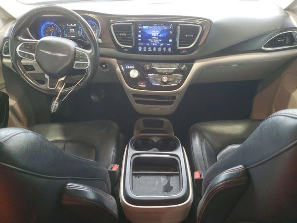 2017 CHRYSLER PACIFICA Touring L — CKPT