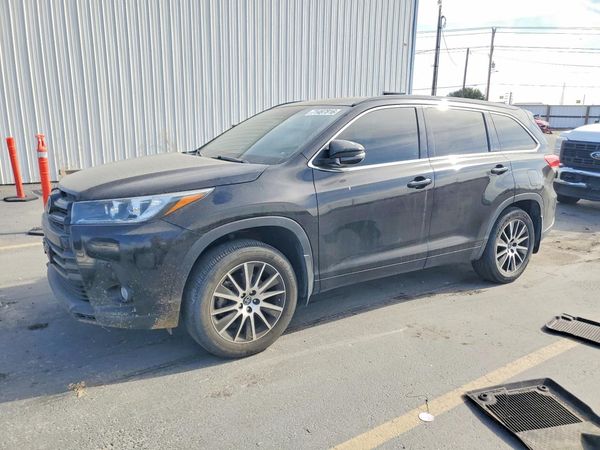 2018 TOYOTA HIGHLANDER — DSFA — Front 3/4