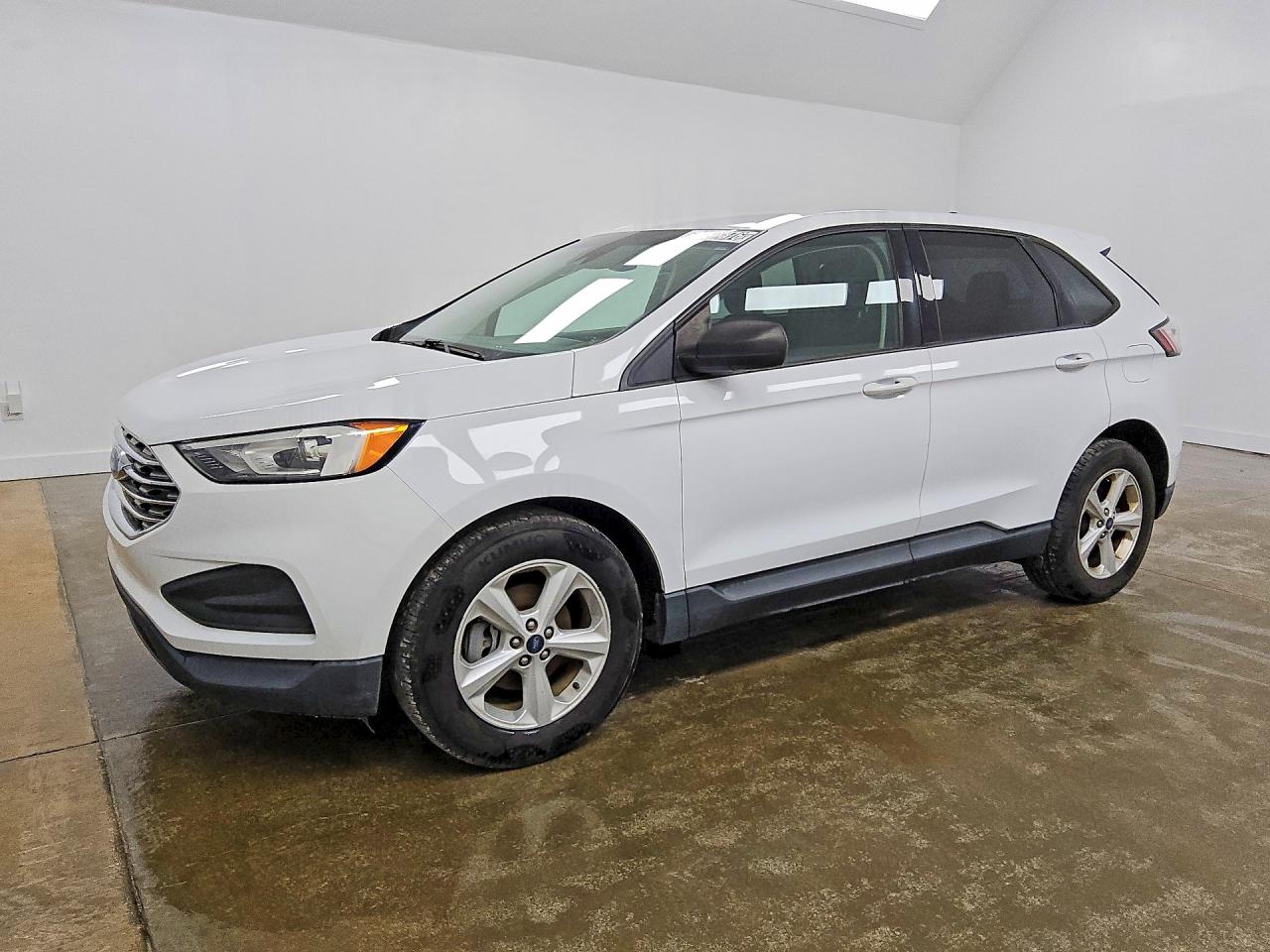 2019 FORD EDGE SE — Front 3/4