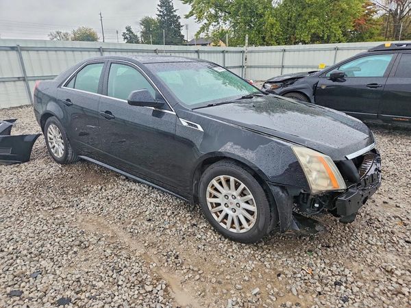 2013 CADILLAC CTS Luxury — Passenger 3/4