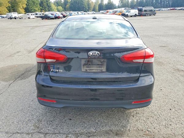 2018 KIA FORTE LX Base — DIRR