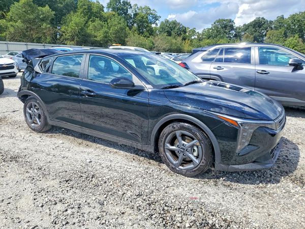 2026 KIA K4 LX, LXS — Passenger 3/4