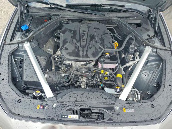 2026 GENESIS G70 2.5T RWD — Engine bay