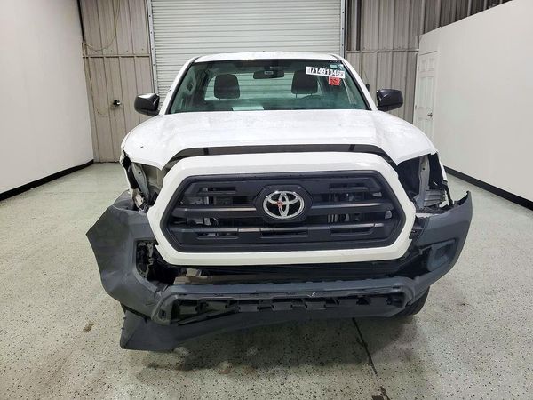2017 TOYOTA TACOMA SR/SR5 — DIRF