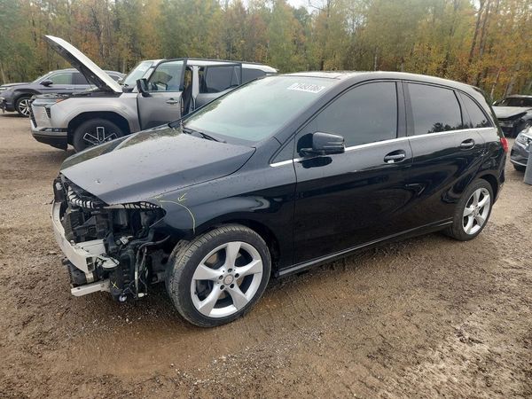 2014 MERCEDES-BENZ B250 — DSFA — Front 3/4
