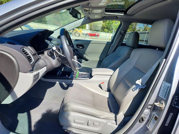 2017 ACURA RDX — DENT