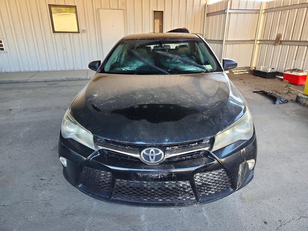 2015 TOYOTA CAMRY — DIRF