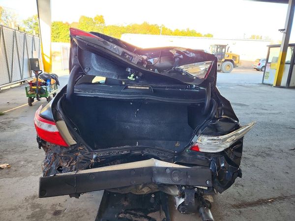 2015 TOYOTA CAMRY — DIRR