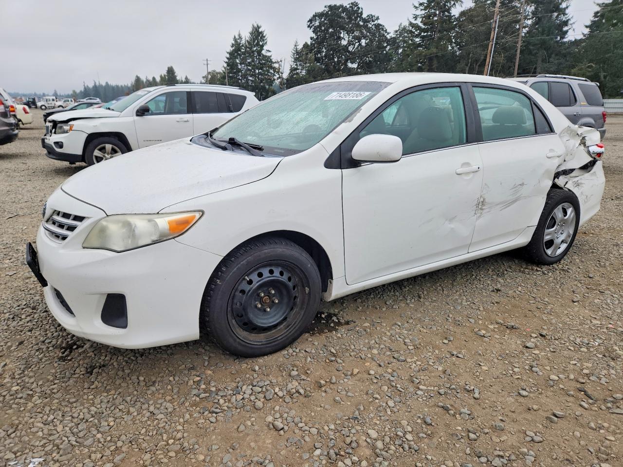 2013 TOYOTA COROLLA — Front 3/4