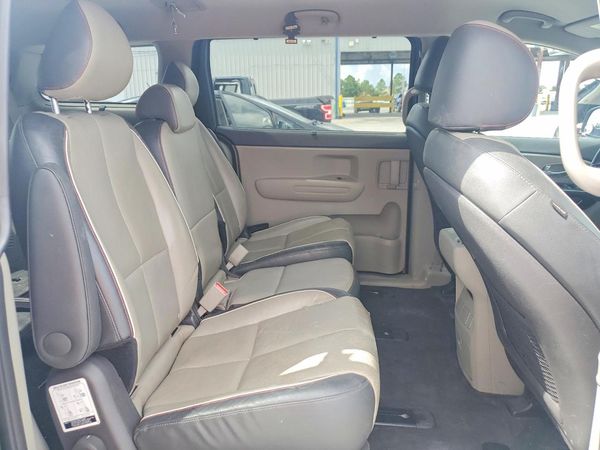 2017 KIA SEDONA LX — PSRS