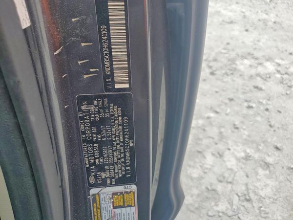 2017 KIA SEDONA LX — VINS