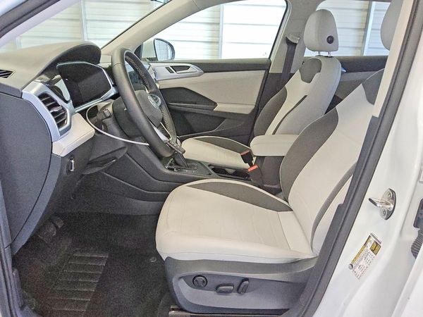 2026 VOLKSWAGEN TAOS SE — DENT