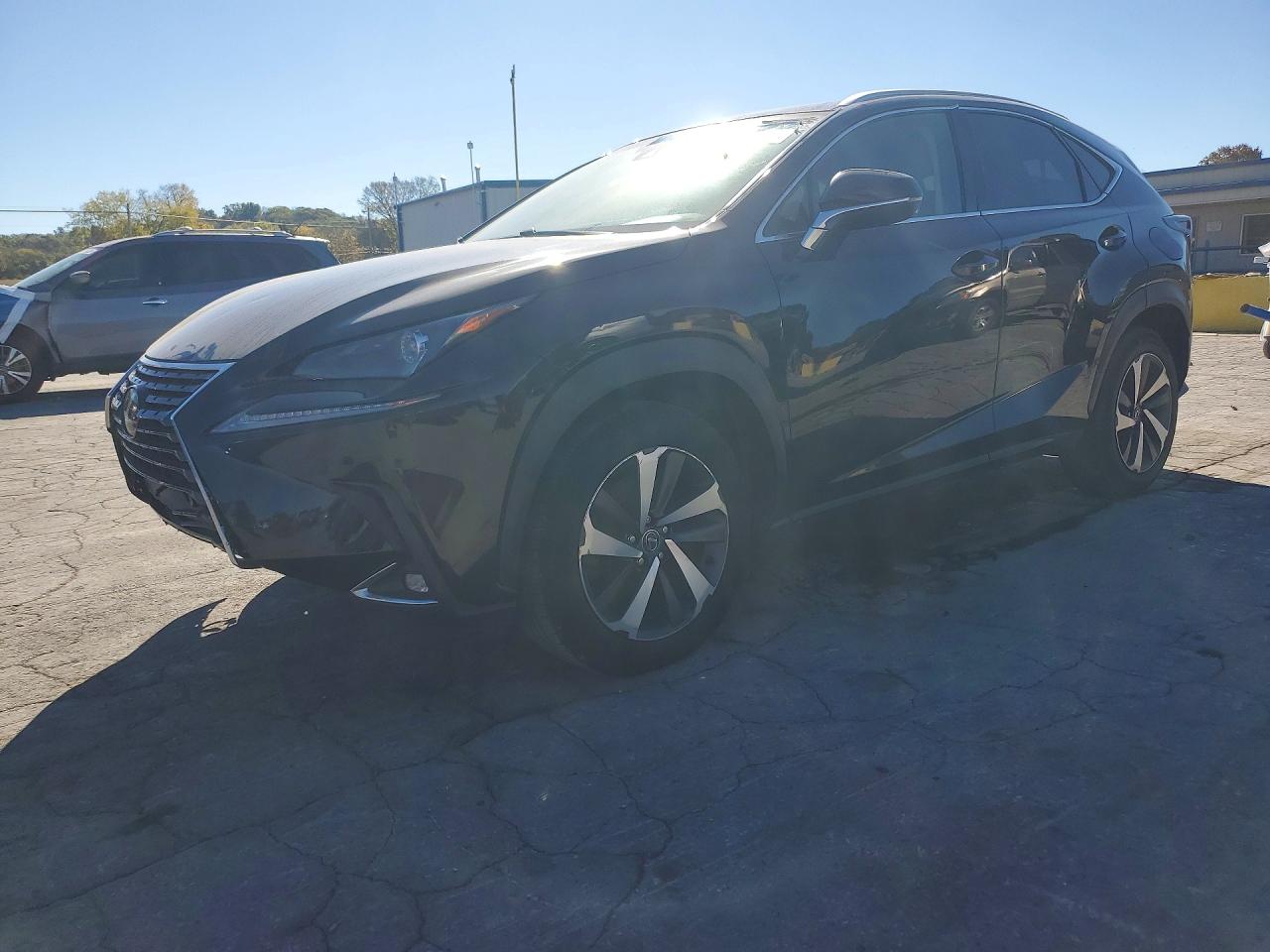 2018 LEXUS NX 300 Luxury — Front 3/4