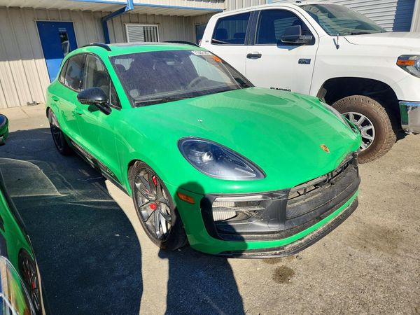 2023 PORSCHE MACAN GTS — Passenger 3/4