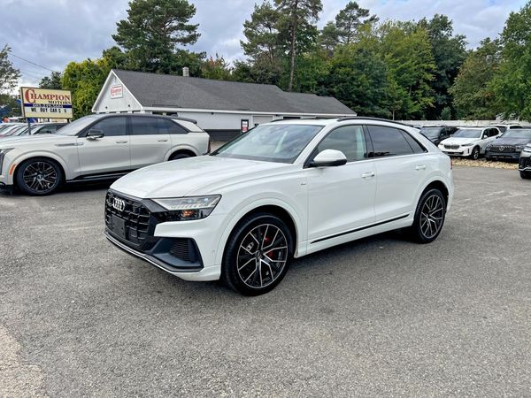 2019 AUDI Q8 S Line quattro Prestige