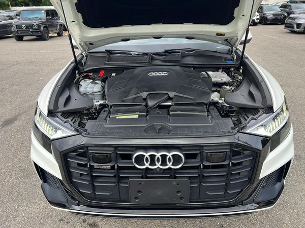 2019 AUDI Q8 S Line quattro Prestige