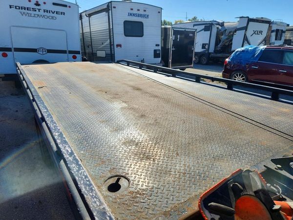 2017 RAM 5500 REG CAB CHASSIS — DMEM