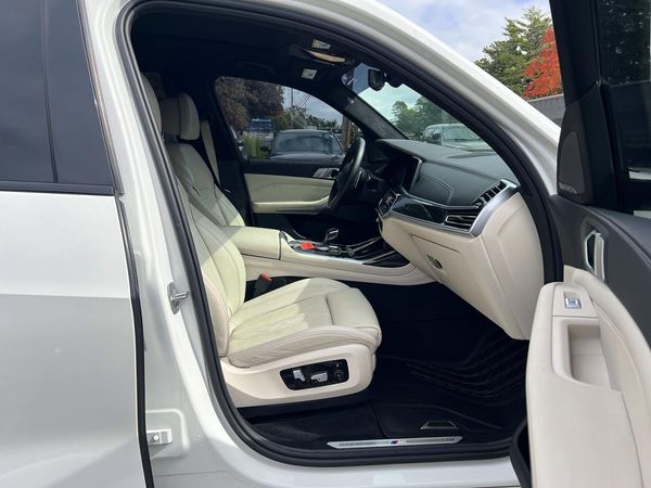 2020 BMW X7 xDrive40i