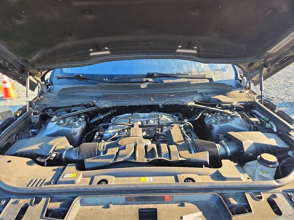 2016 LAND ROVER RANGEROVER SE — Engine bay