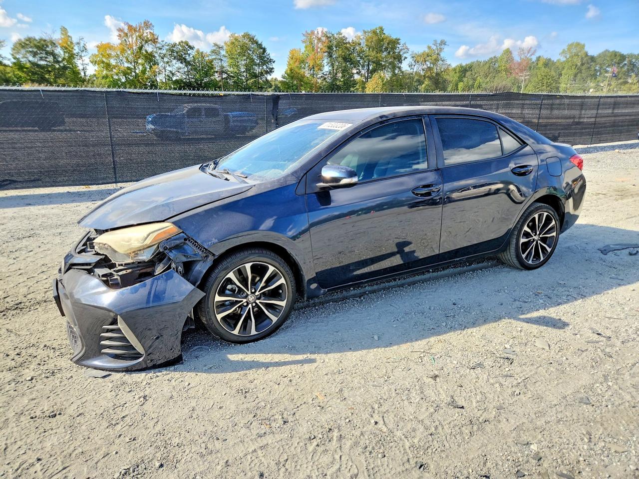 2019 TOYOTA COROLLA L/LE/SE/XLE/XSE — Front 3/4