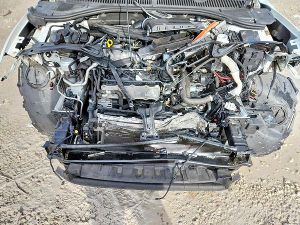 2019 VOLKSWAGEN JETTA S, SE, R-Line — Engine bay