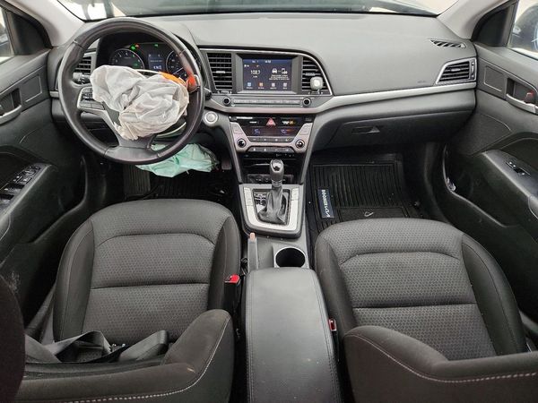 2017 HYUNDAI ELANTRA — CKPT