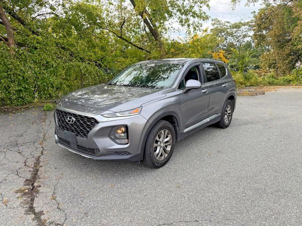 2019 HYUNDAI SANTA FE SE