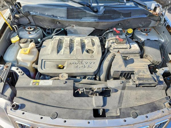 2015 JEEP COMPASS Latitude — Engine bay