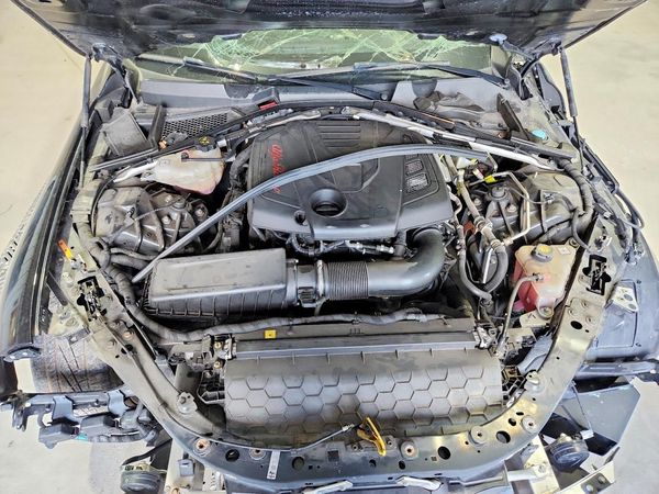 2018 ALFA ROMEO GIULIA TI AWD — Engine bay