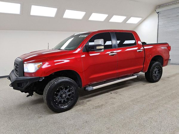 2012 TOYOTA TUNDRA Limited — Front 3/4