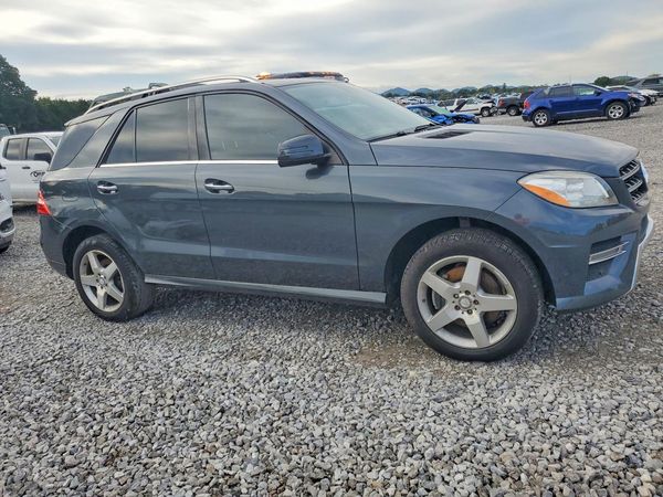 2014 MERCEDES-BENZ M-CLASS ML350 — Passenger 3/4