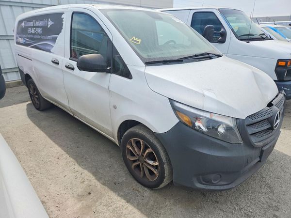 2020 MERCEDES-BENZ METRIS — Passenger 3/4