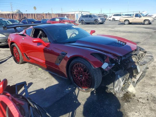 2015 CHEVROLET CORVETTE Stingray 3LZ w/Z06 — Passenger 3/4