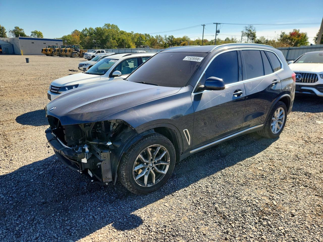2020 BMW X5 xDrive40i — Front 3/4