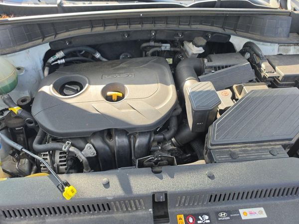 2019 HYUNDAI TUCSON SE