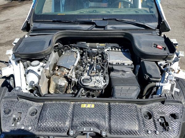 2022 MERCEDES-BENZ GLE-CLASS GLE450 4MATIC — Engine bay