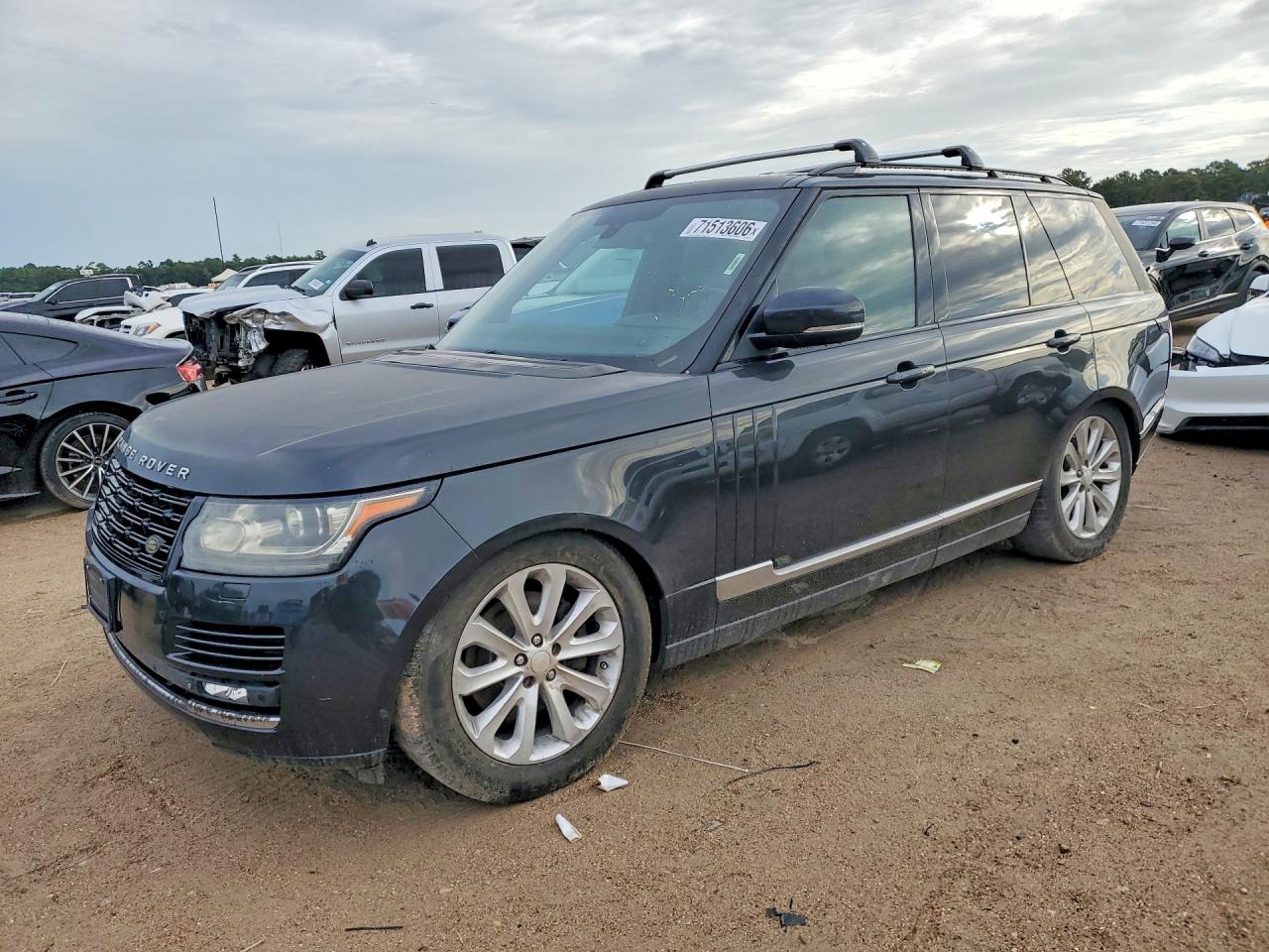2015 LAND ROVER RANGEROVER HSE — Front 3/4