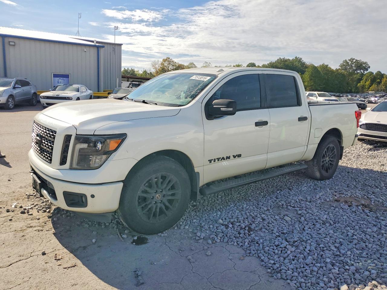 2018 NISSAN TITAN — Front 3/4
