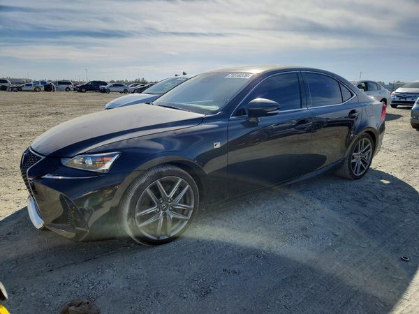 2018 LEXUS IS — DSFA — Front 3/4