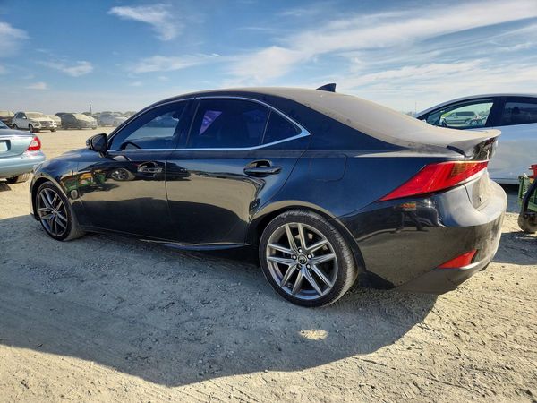 2018 LEXUS IS 300 — DSRA