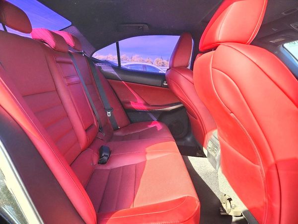 2018 LEXUS IS 300 — PSRS