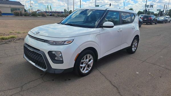 2022 KIA SOUL
