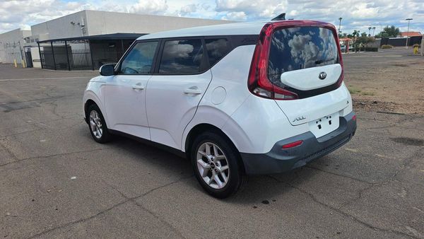 2022 KIA SOUL