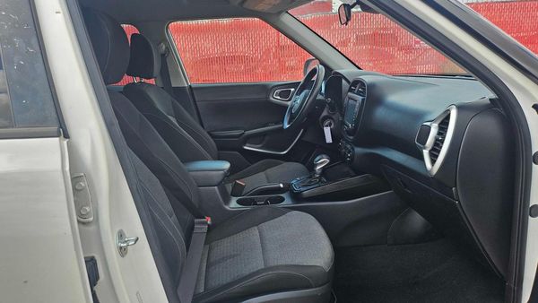 2022 KIA SOUL