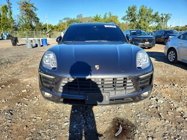 2017 PORSCHE MACAN — DIRF