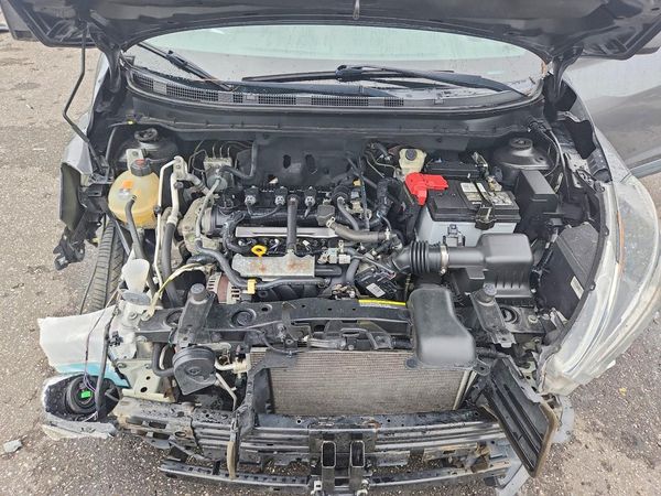 2020 NISSAN KICKS — Engine bay
